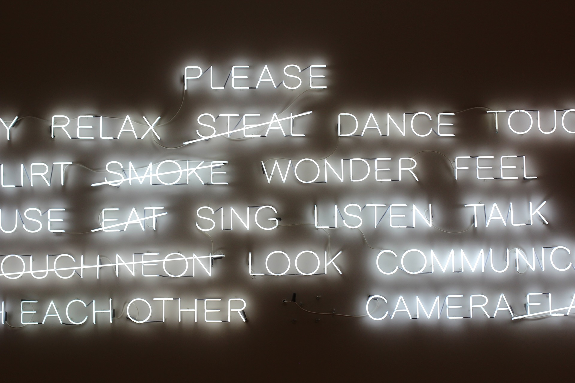 Flash-Fiction-Friday - FF-The-Short-Unhappy-Life-of-a-Neon-Bar-Sign